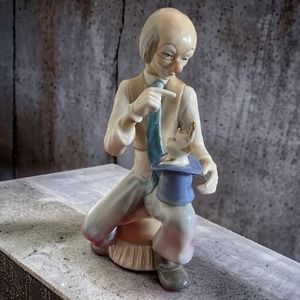 Vintage Tengra Porcelain Clown With Rabbit In Hat 10” Tall